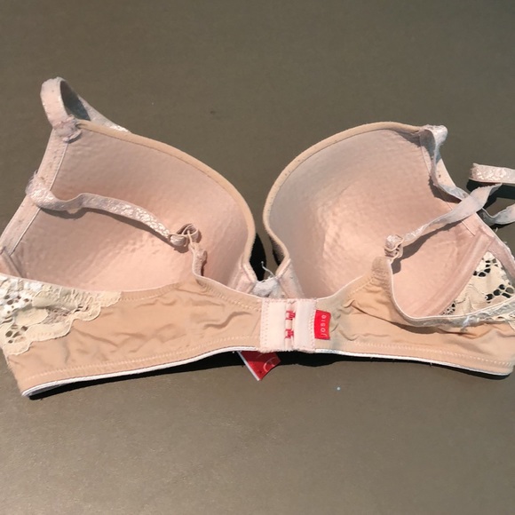 Josie by Natori lightly padded, smooth bra - Picture 4 of 7